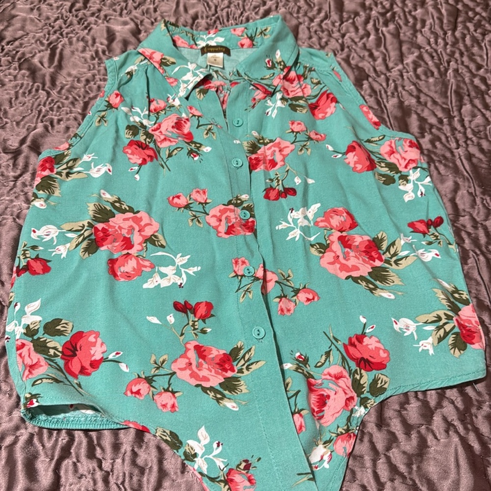 Copper Key Button Up Tank - Picture 4 of 5